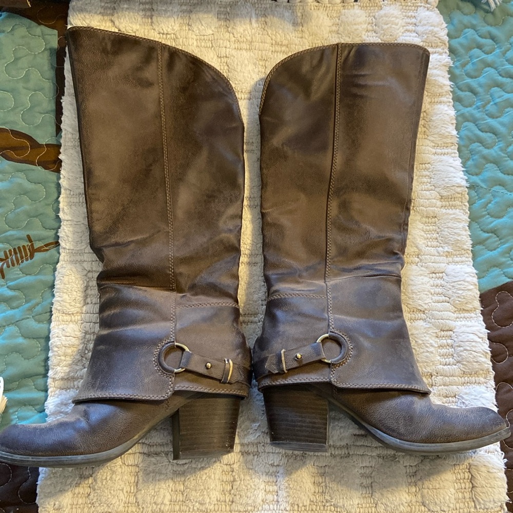 Fergalicious by Fergie boots